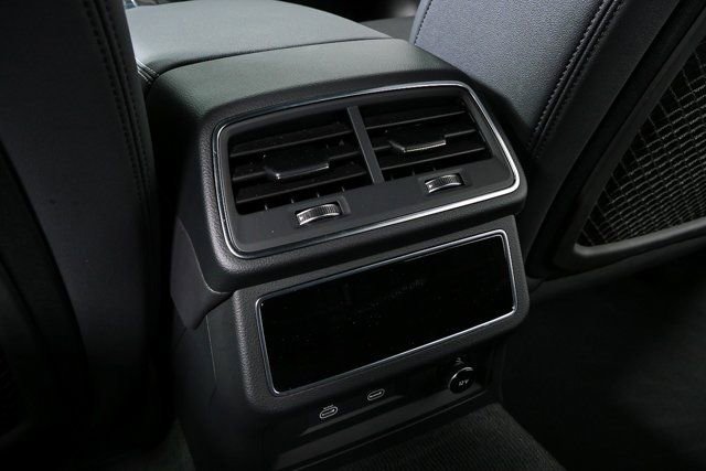 Used 2025 Audi A6 Premium Plus w/ Driver Assistance Package image 21
