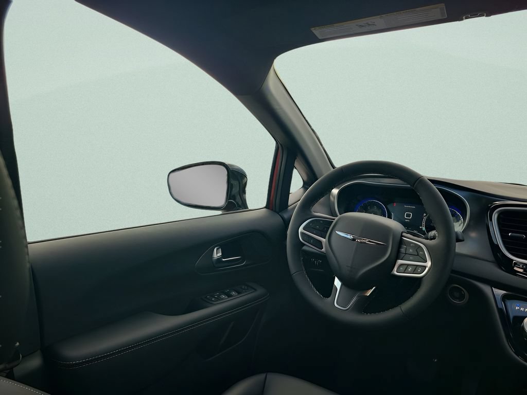 New 2026 Chrysler Voyager LX FWD image 15