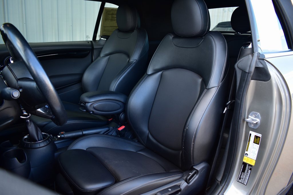 Used 2016 MINI Cooper S image 17