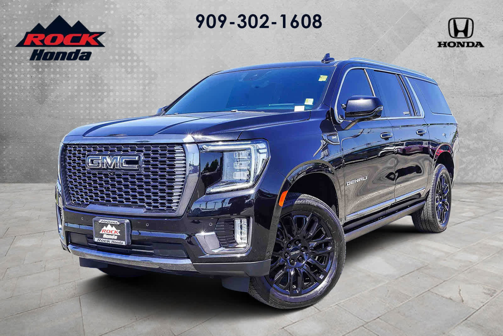 Used 2023 GMC Yukon XL Denali Ultimate image 1