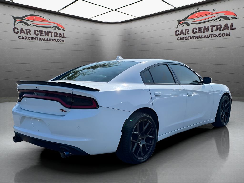 Used 2016 Dodge Charger R/T image 5