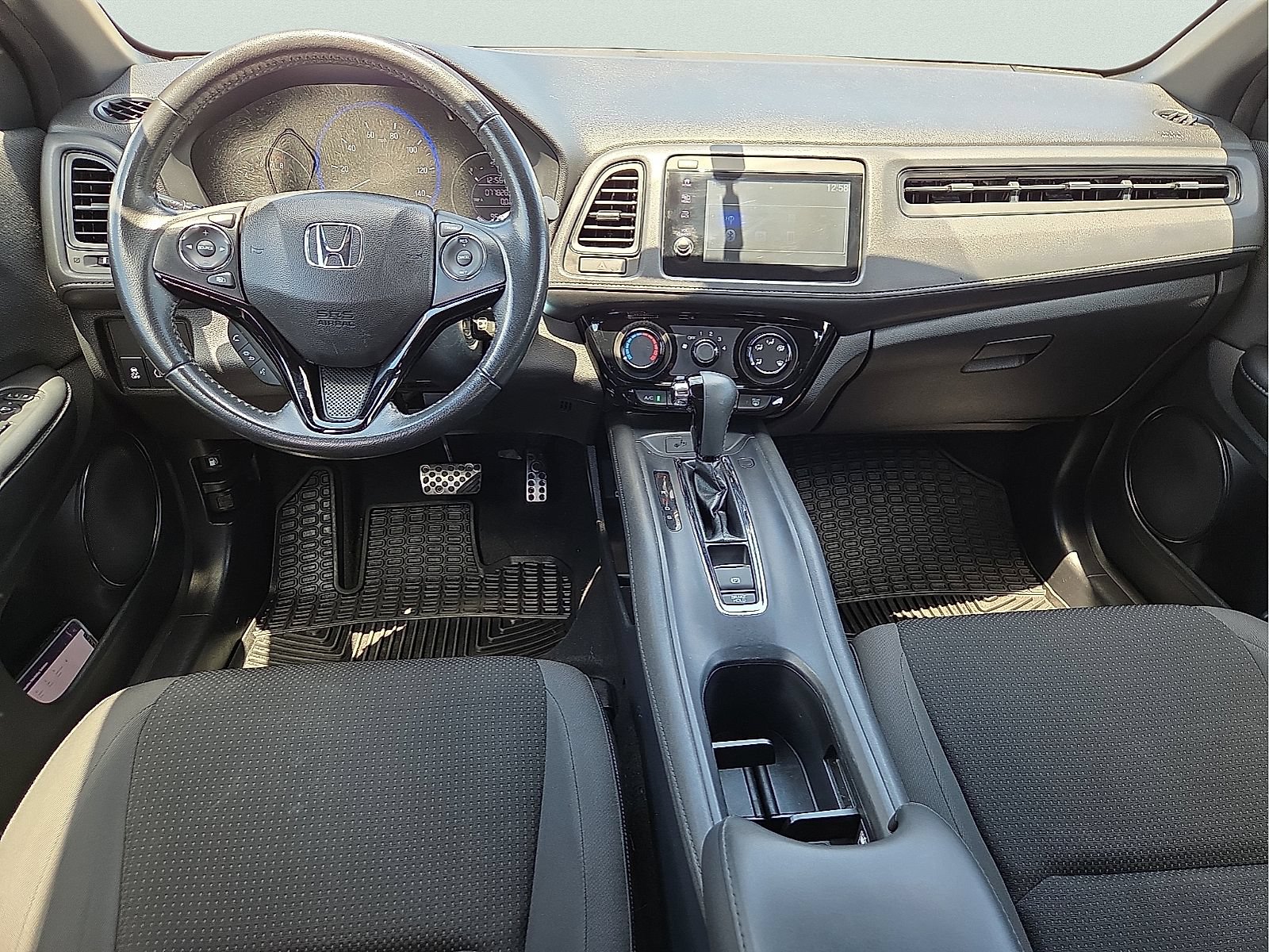 Used 2019 Honda HR-V Sport image 11