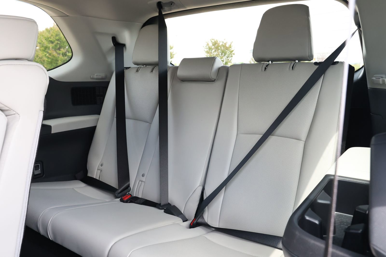 New 2026 Toyota Grand Highlander FWD image 31