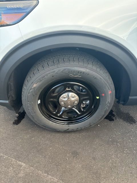 New 2026 Ford Explorer 4WD Police Interceptor image 13