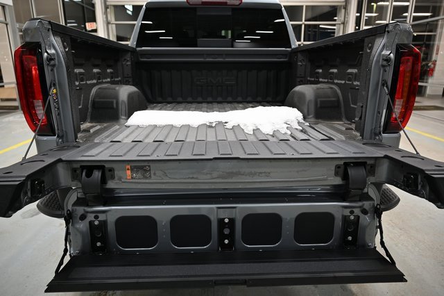 New 2026 GMC Sierra 1500 SLT w/ SLT Premium Plus Package image 9