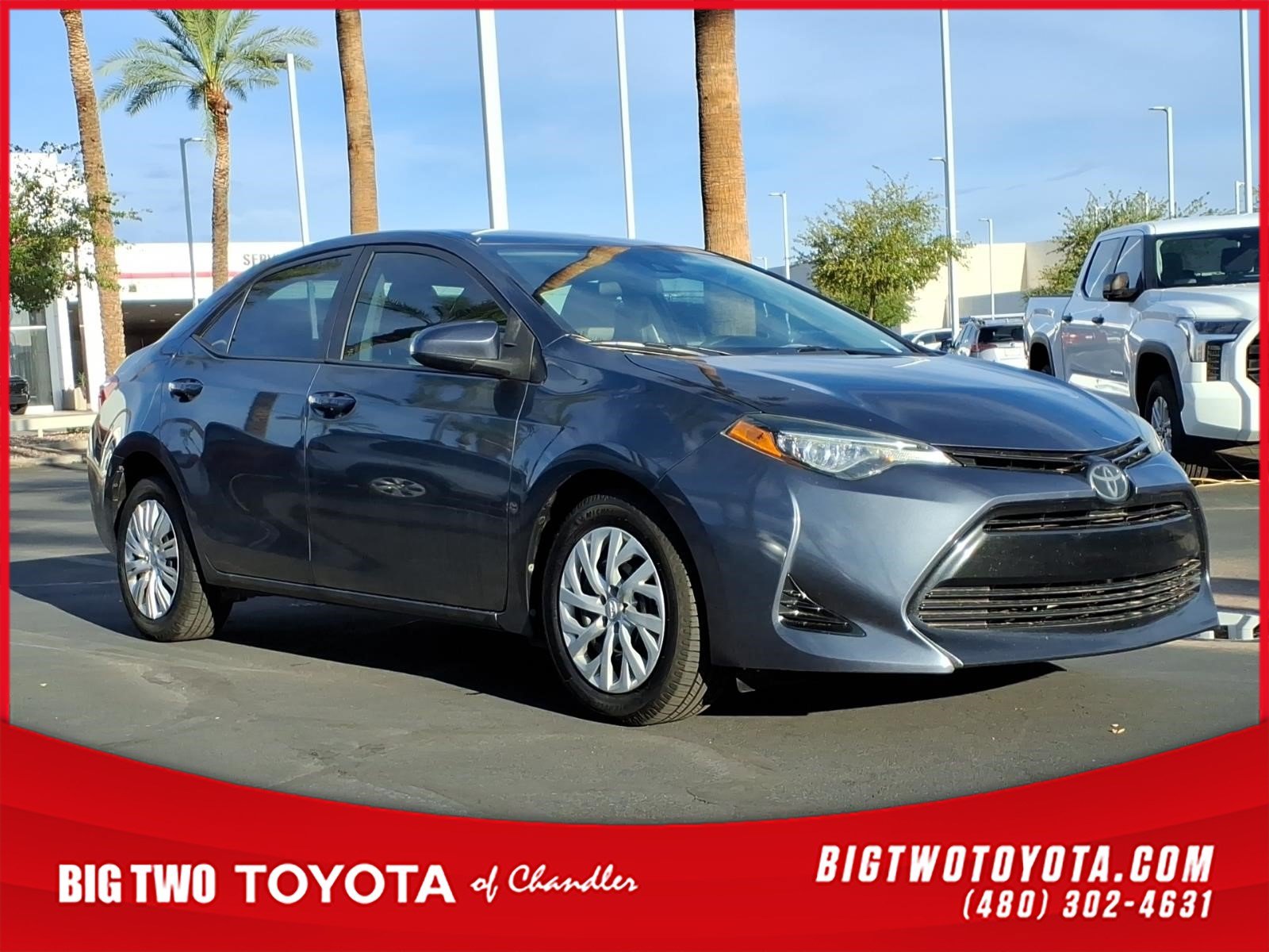 Used 2018 Toyota Corolla LE w/ Carpet Mat Package (TMS) FWD image 1