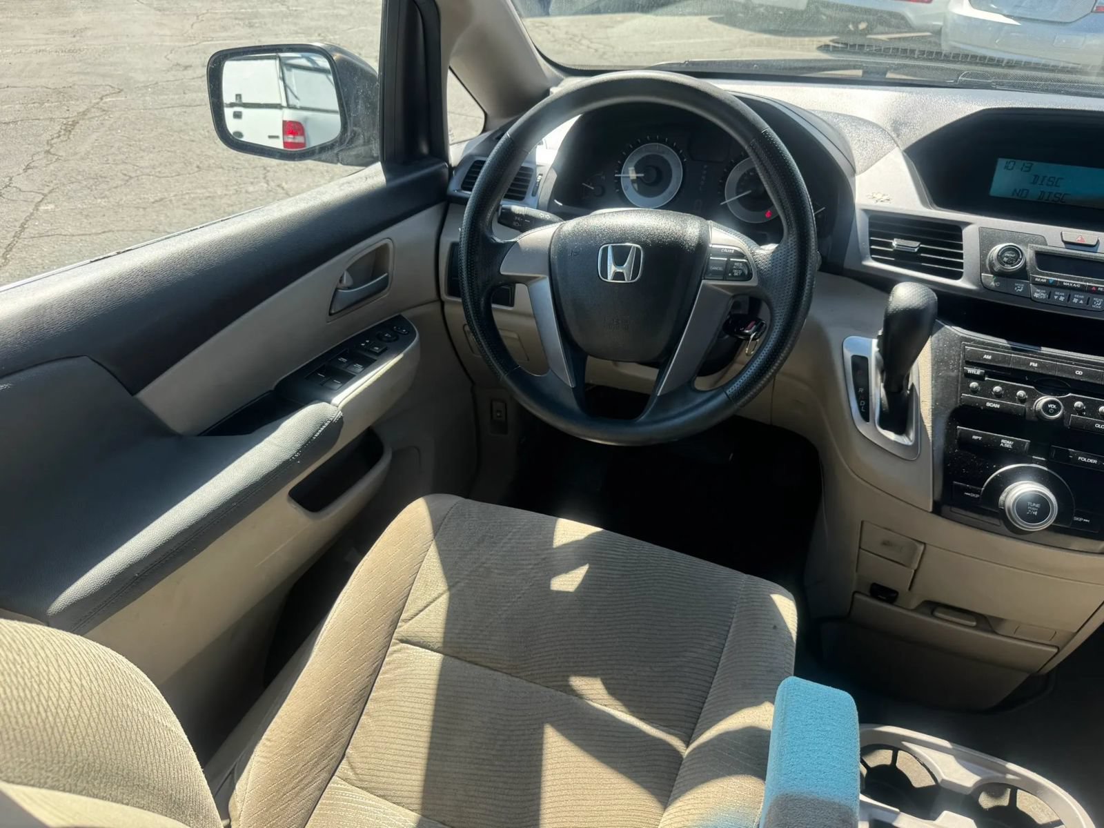 Used 2012 Honda Odyssey LX image 24