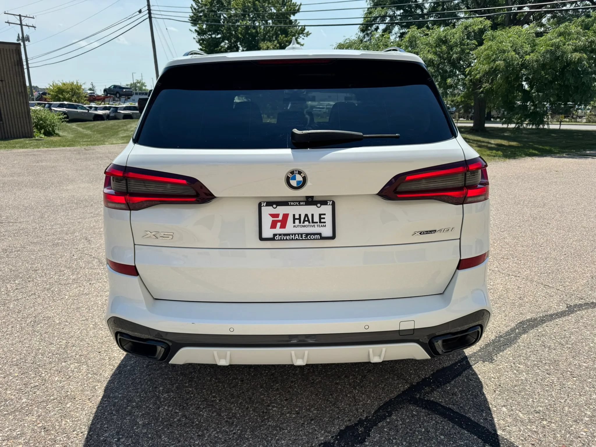 Used 2021 BMW X5 xDrive40i w/ M Sport Package AWD/4WD image 8