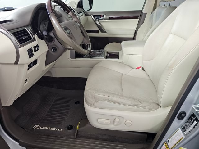 Used 2018 Lexus GX 460 Premium w/ Premium Package AWD/4WD image 23