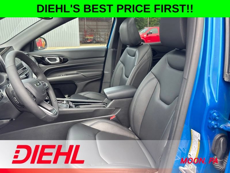 New 2026 Jeep Compass Limited w/ Sun, Sound & Navigation Group AWD/4WD image 25
