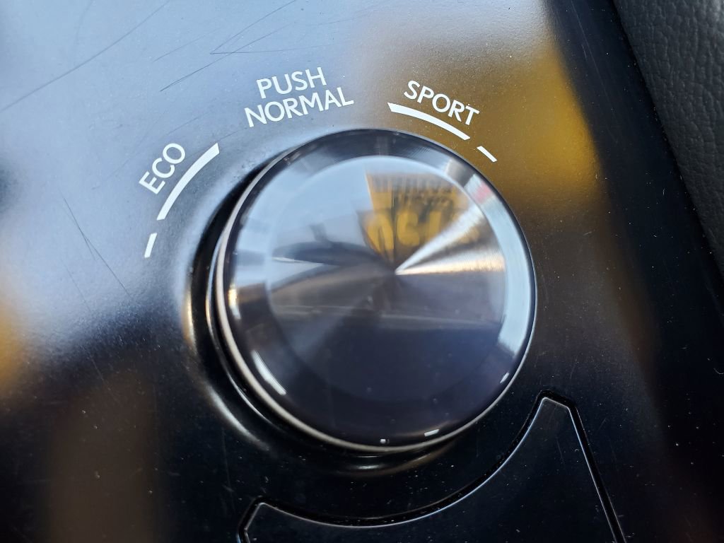 Used 2014 Lexus IS 350 w/ Navigation Package RWD image 25