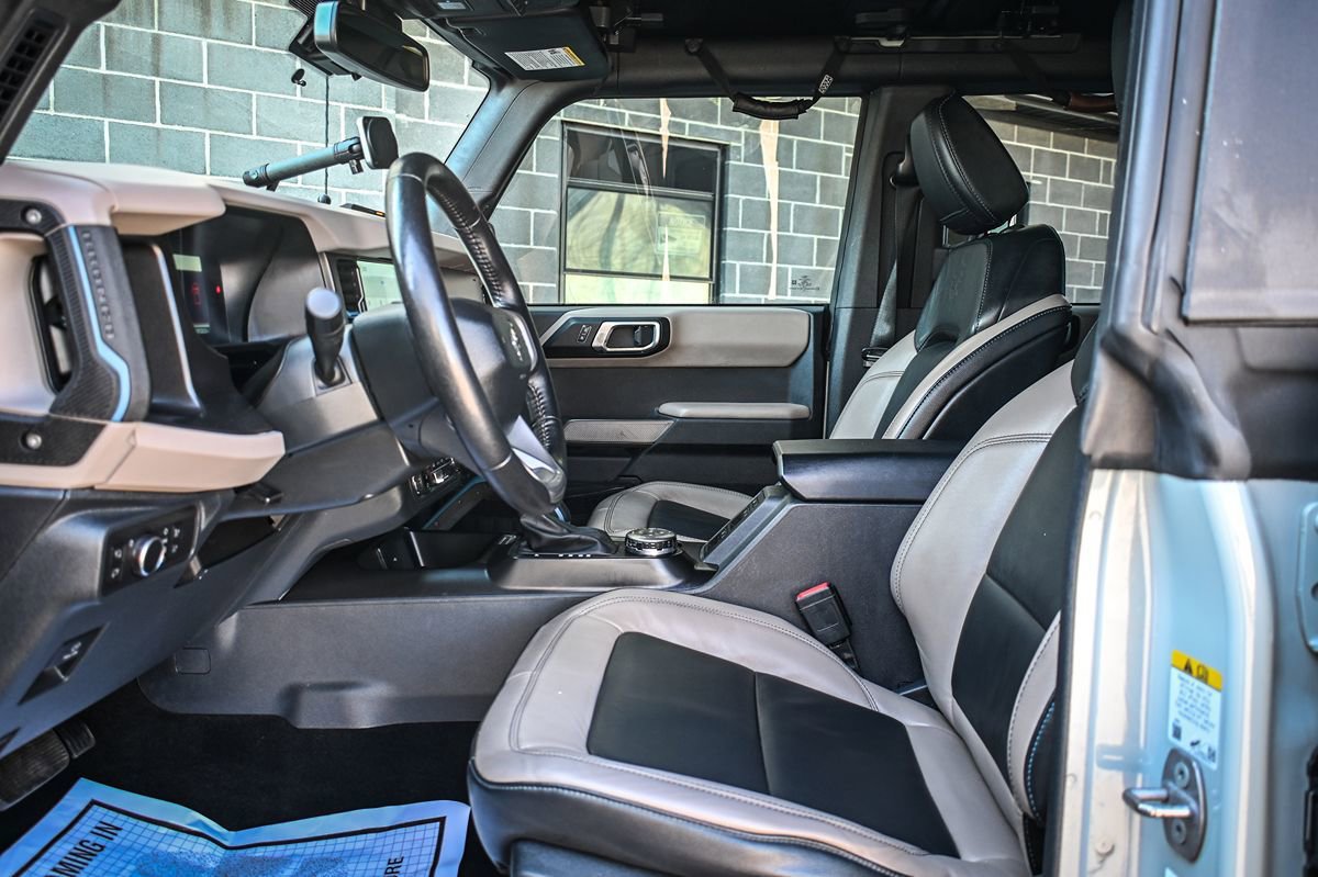 Used 2022 Ford Bronco Wildtrak image 8