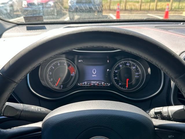 Used 2020 Jeep Cherokee Trailhawk image 23