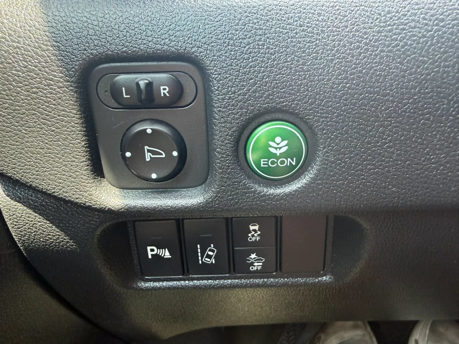 Used 2016 Honda Pilot Elite image 30