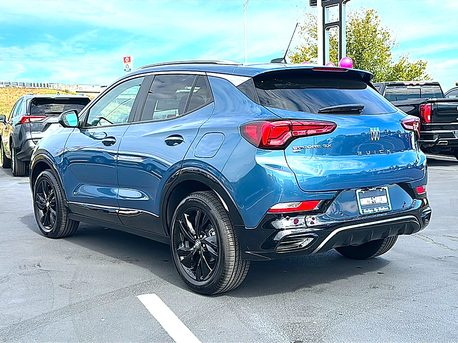 Used 2026 Buick Encore GX Sport Touring w/ Advanced Technology Package AWD/4WD image 6