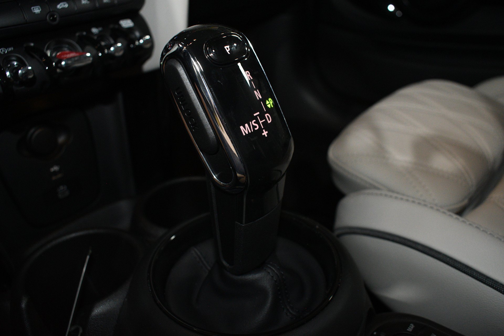 Used 2023 MINI Cooper S FWD image 39