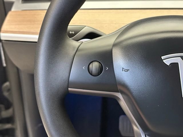 Used 2020 Tesla Model Y Long Range AWD/4WD image 23