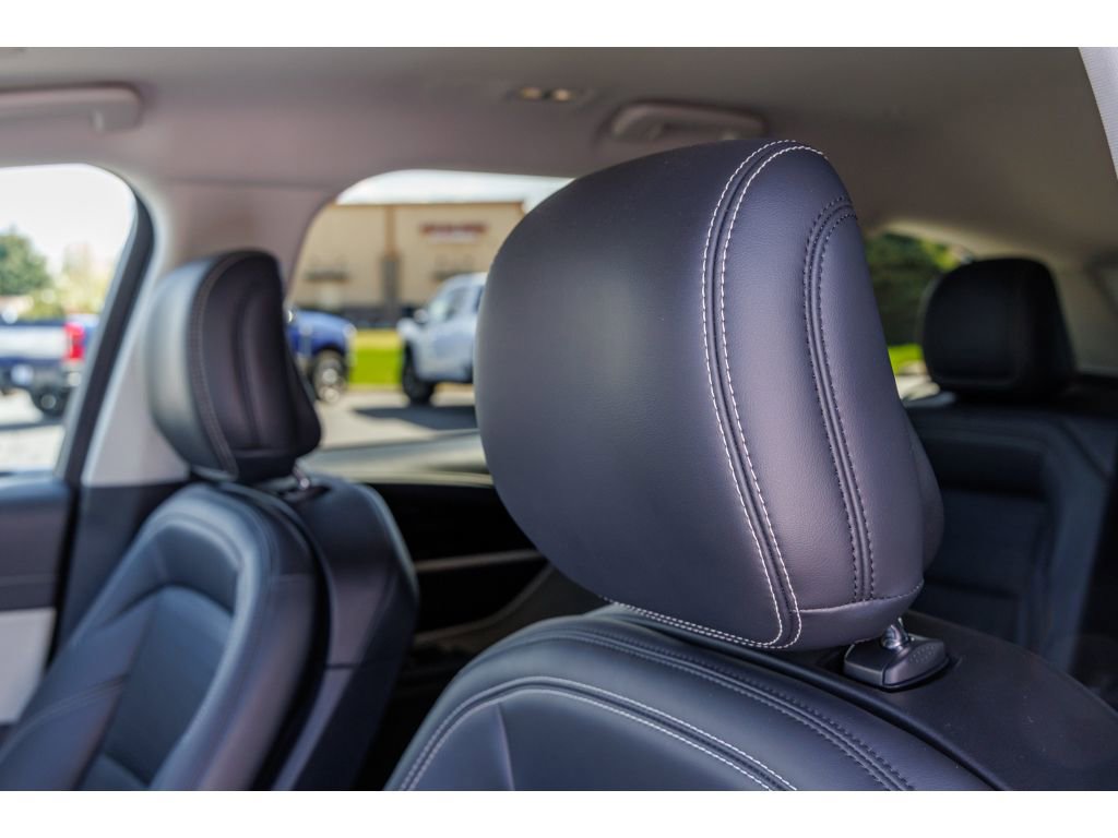 Used 2024 Lincoln Nautilus Reserve image 18