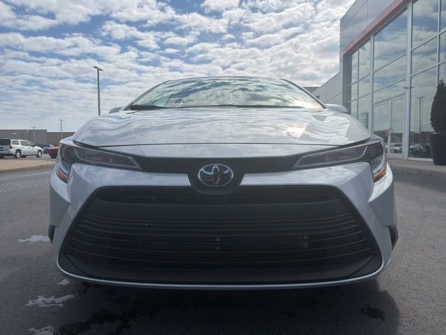 Certified 2023 Toyota Corolla LE image 2