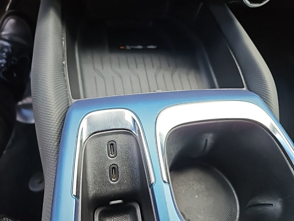 Used 2025 Chevrolet Equinox EV LT w/ Convenience Package image 18