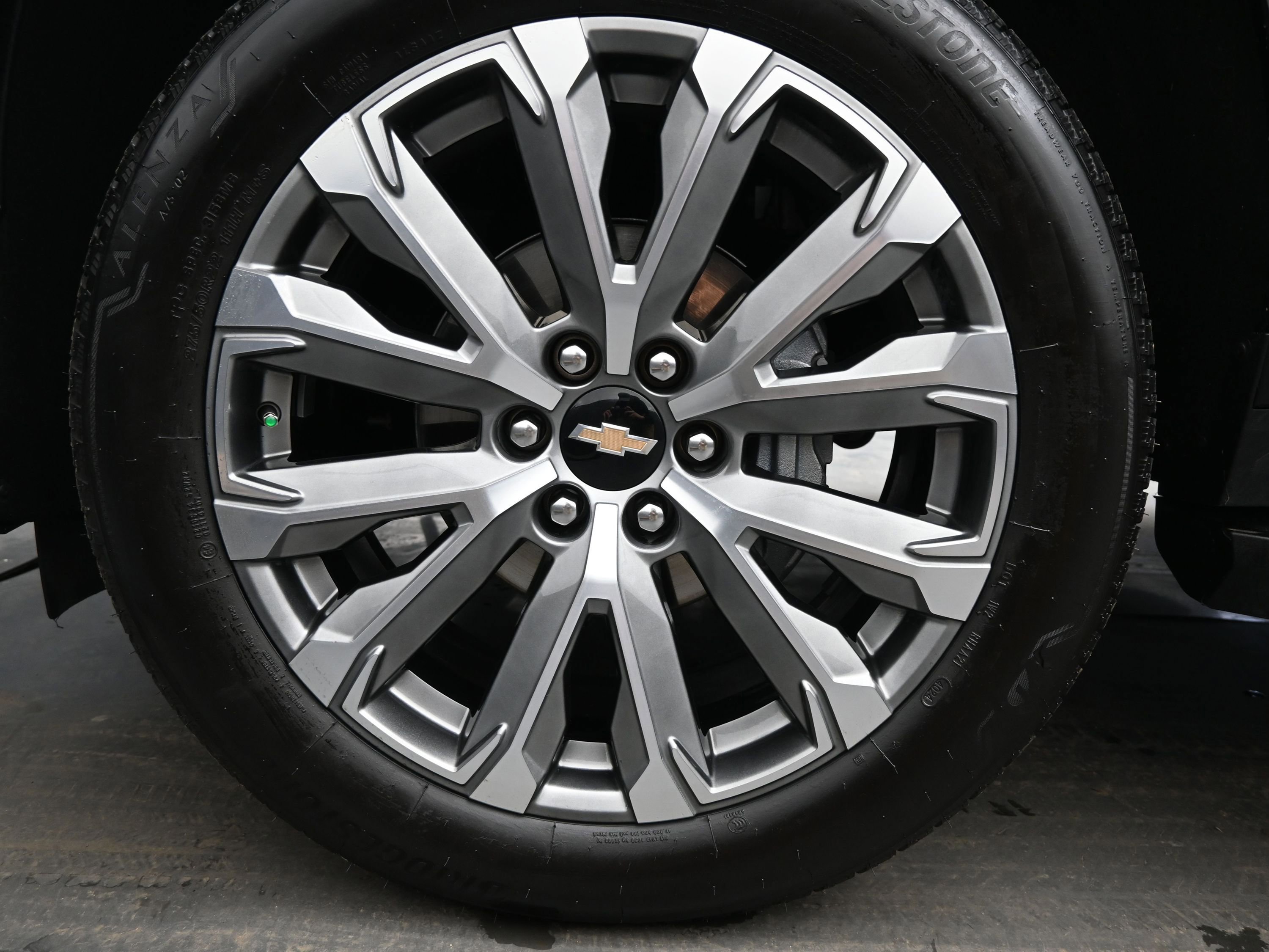 Certified 2025 Chevrolet Tahoe High Country image 11