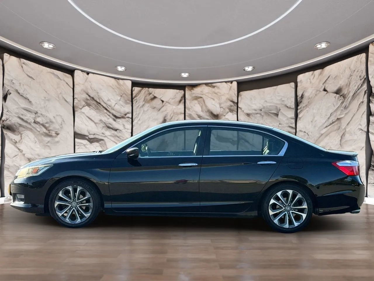 Used 2014 Honda Accord Sport image 8
