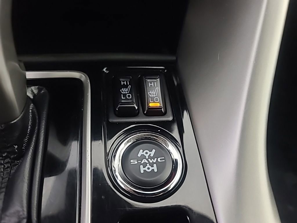 Used 2025 Mitsubishi Eclipse Cross SE image 35