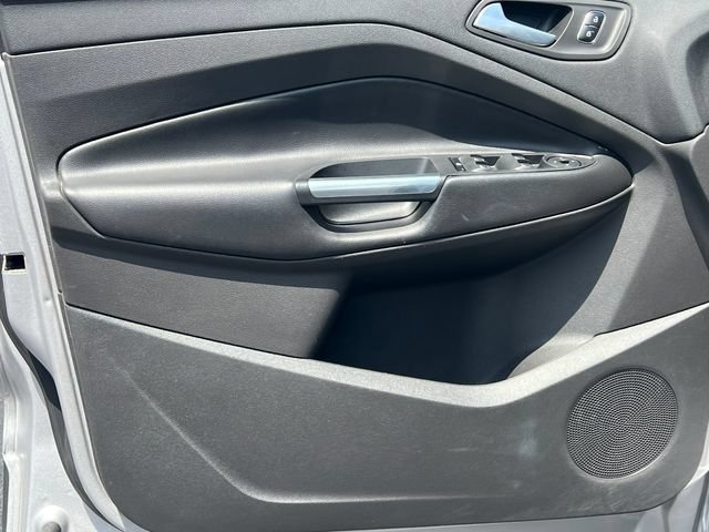 Used 2017 Ford Escape SE w/ SE Leather Comfort Package FWD image 14