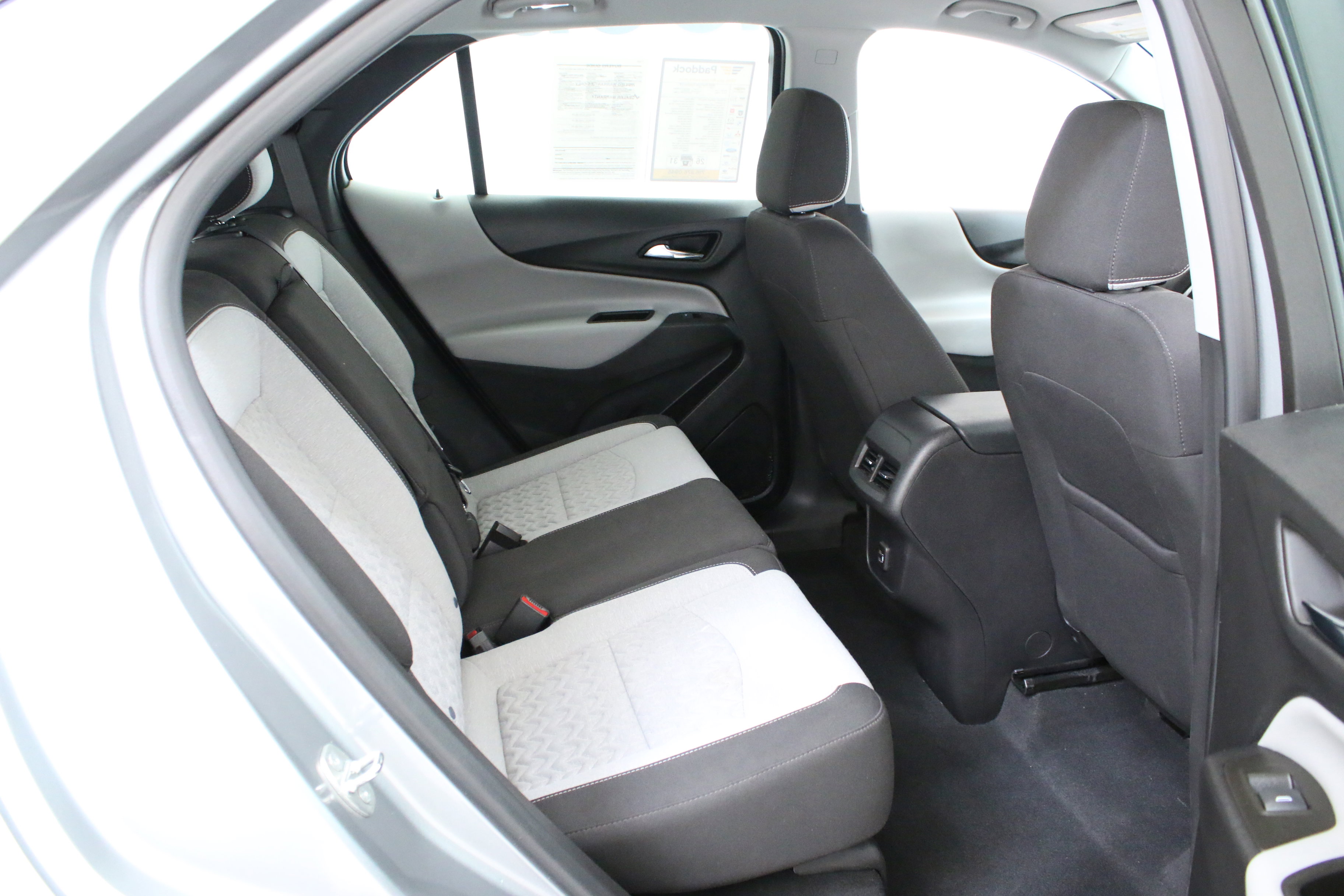 Used 2023 Chevrolet Equinox LS FWD image 28