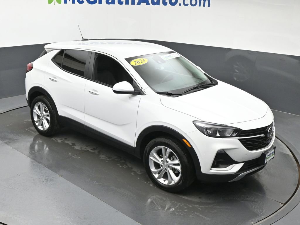 Used 2023 Buick Encore GX Preferred w/ Cold Weather Comfort Package image 3