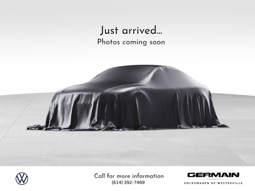 Used 2025 Cadillac XT4 Sport w/ Cold Weather Package image 1