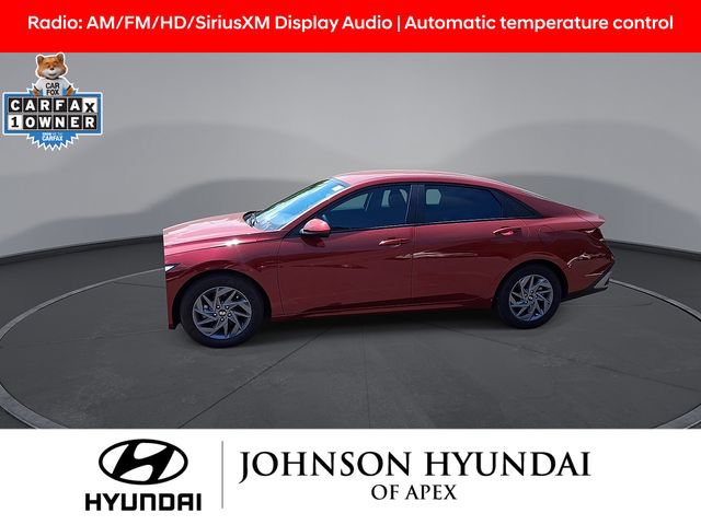 Certified 2024 Hyundai Elantra SEL FWD image 4