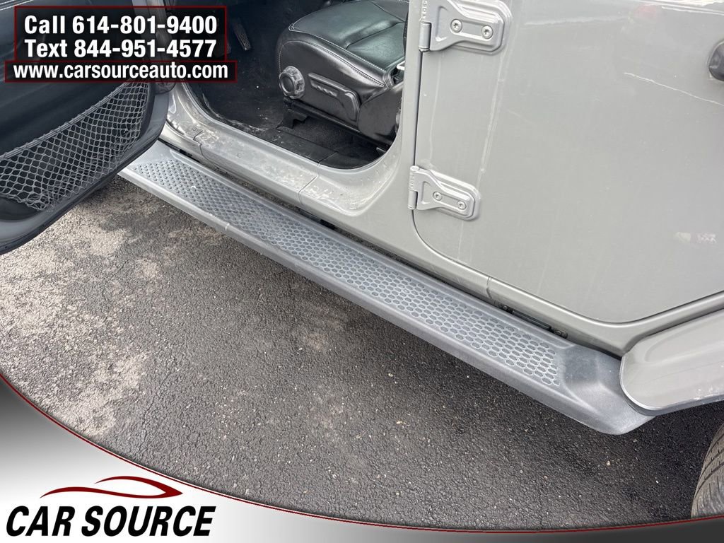 Used 2021 Jeep Wrangler Unlimited Sahara w/ Cold Weather Group image 18