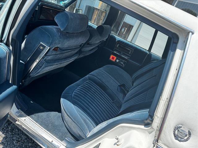 Used 1988 Cadillac Brougham Base image 18