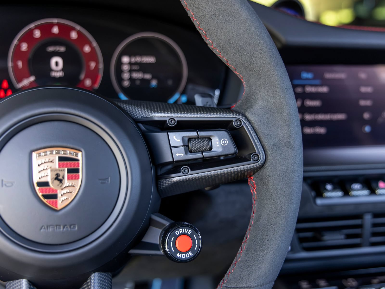 Certified 2026 Porsche 911 Carrera GTS RWD image 38