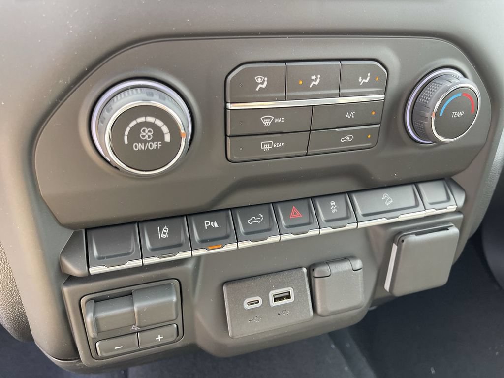 New 2026 Chevrolet Silverado 2500 Custom w/ Custom Value Package AWD/4WD image 18