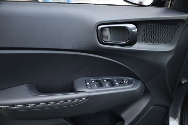 New 2026 Hyundai Venue SEL image 7