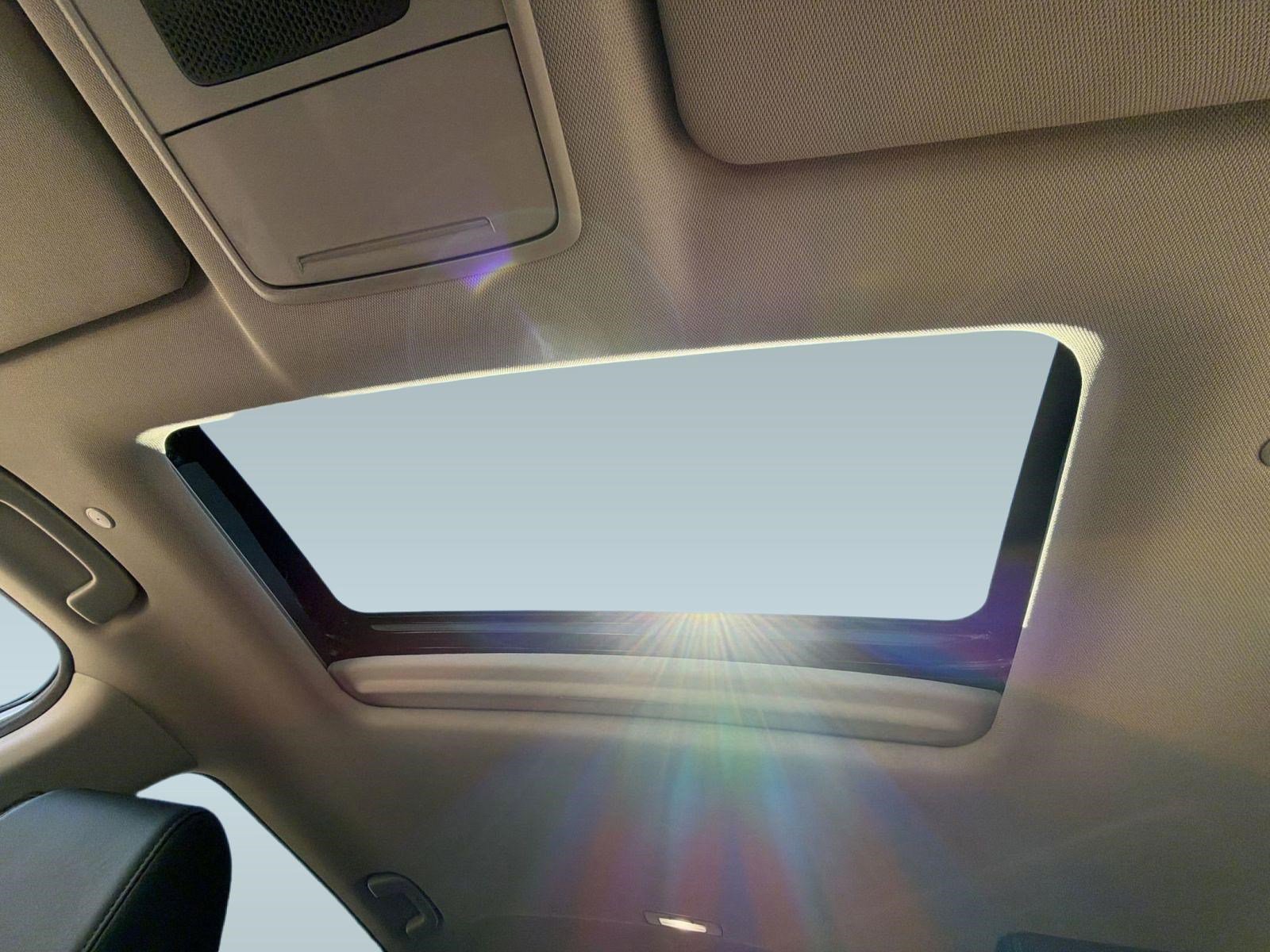 Used 2025 Honda CR-V EX-L image 16