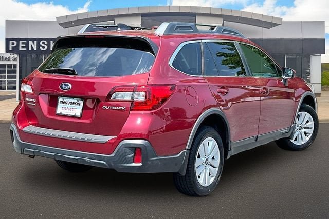 Used 2018 Subaru Outback 2.5i Premium AWD/4WD image 2