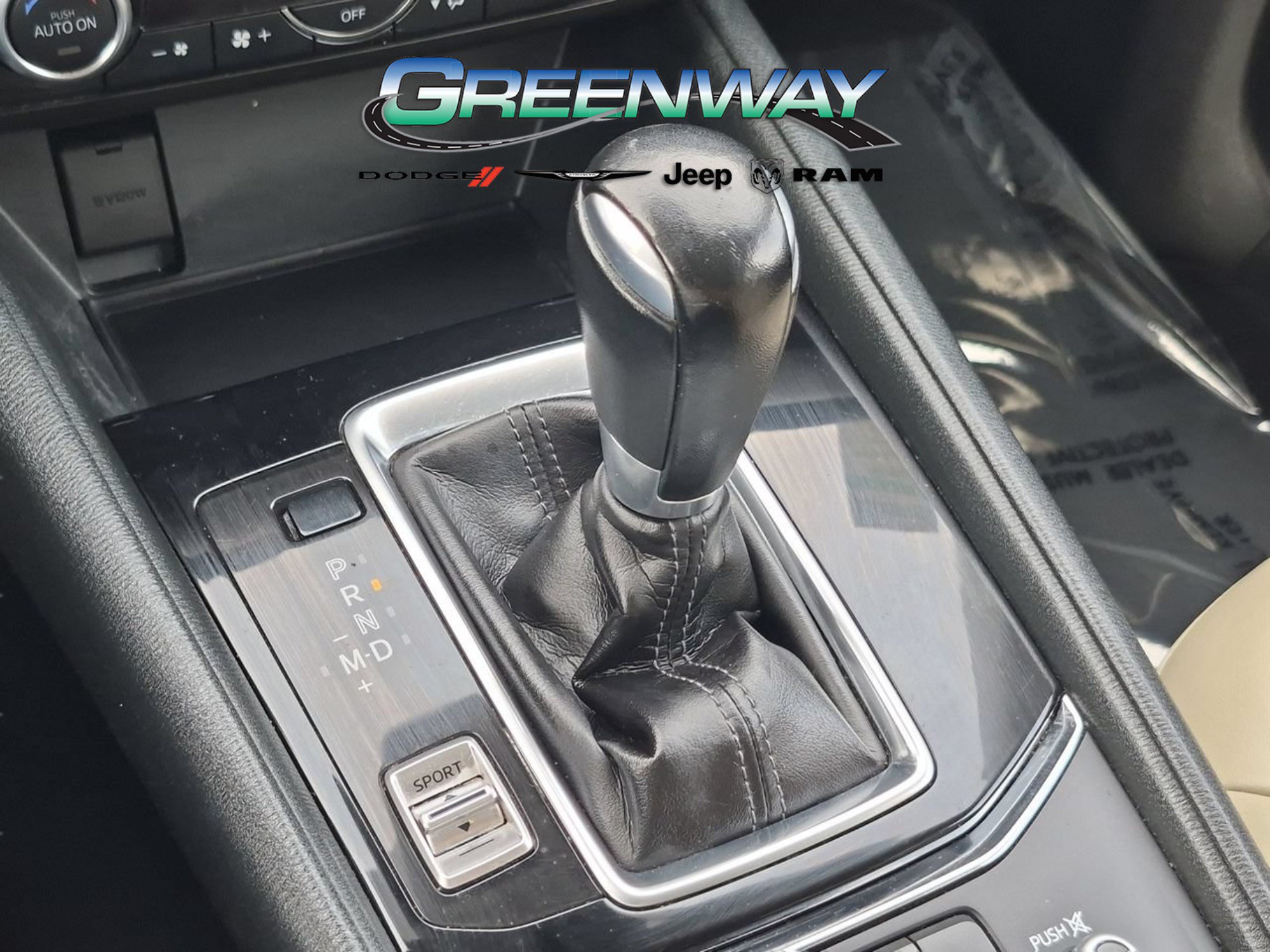 Used 2018 MAZDA CX-5 Touring w/ Preferred Equipment Package FWD image 23