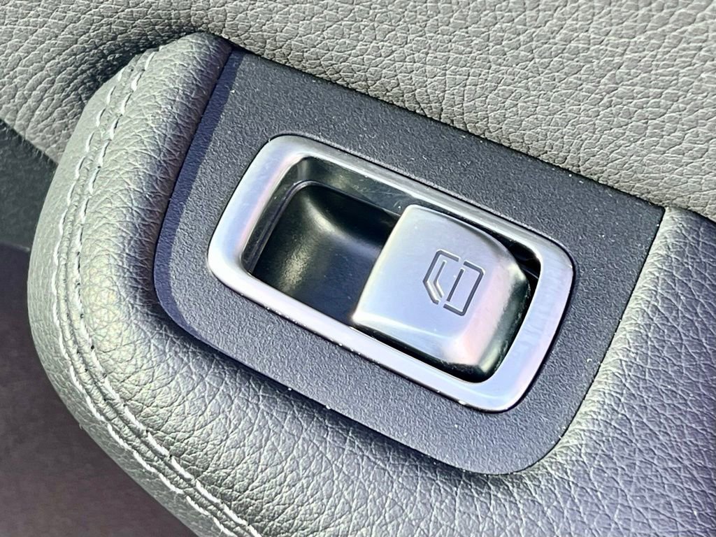 Certified 2021 Mercedes-Benz GLC 43 AMG 4MATIC image 32