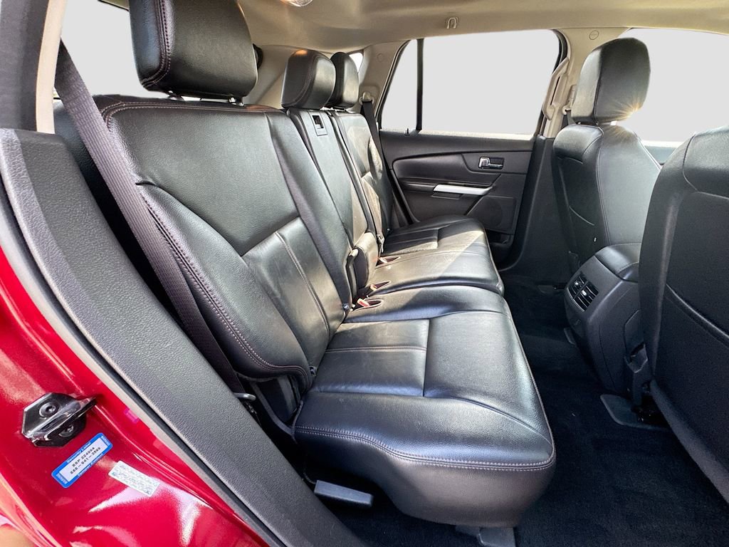 Used 2013 Ford Edge SEL FWD image 34