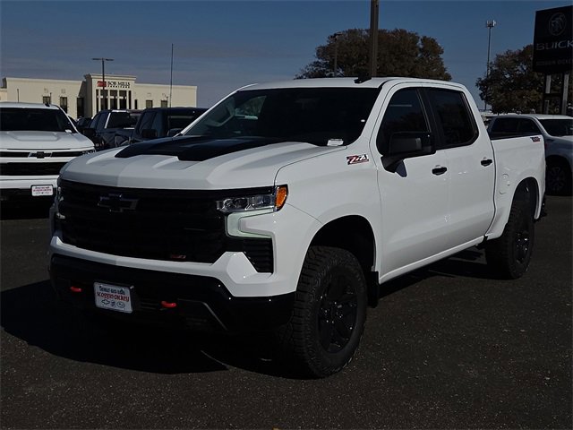 New 2026 Chevrolet Silverado 1500 LT Trail Boss w/ Convenience Package II