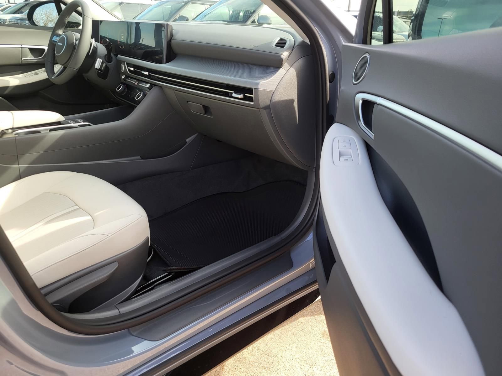 New 2026 Hyundai Sonata SEL image 6