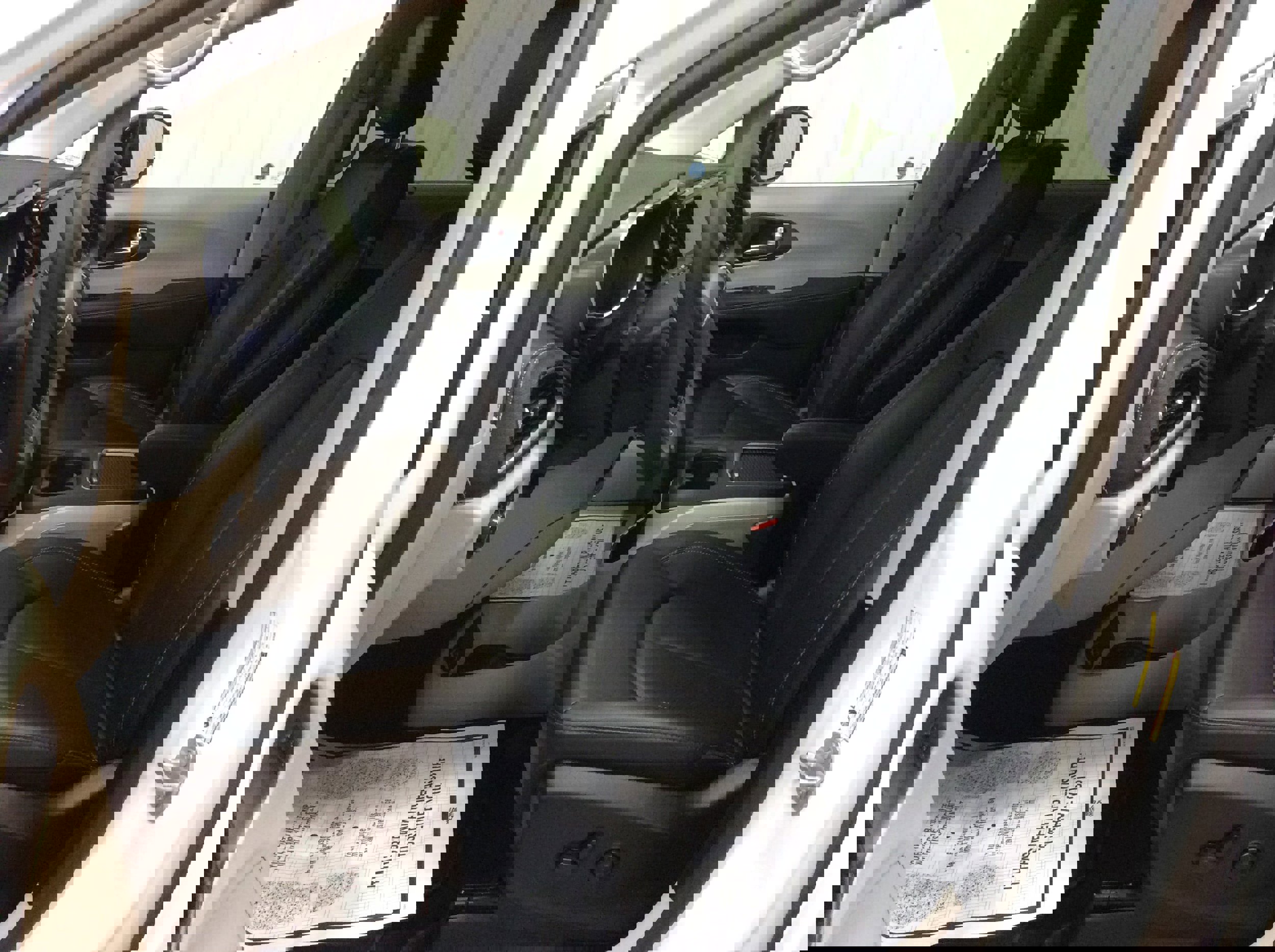 Used 2024 Chrysler Pacifica Touring-L image 16