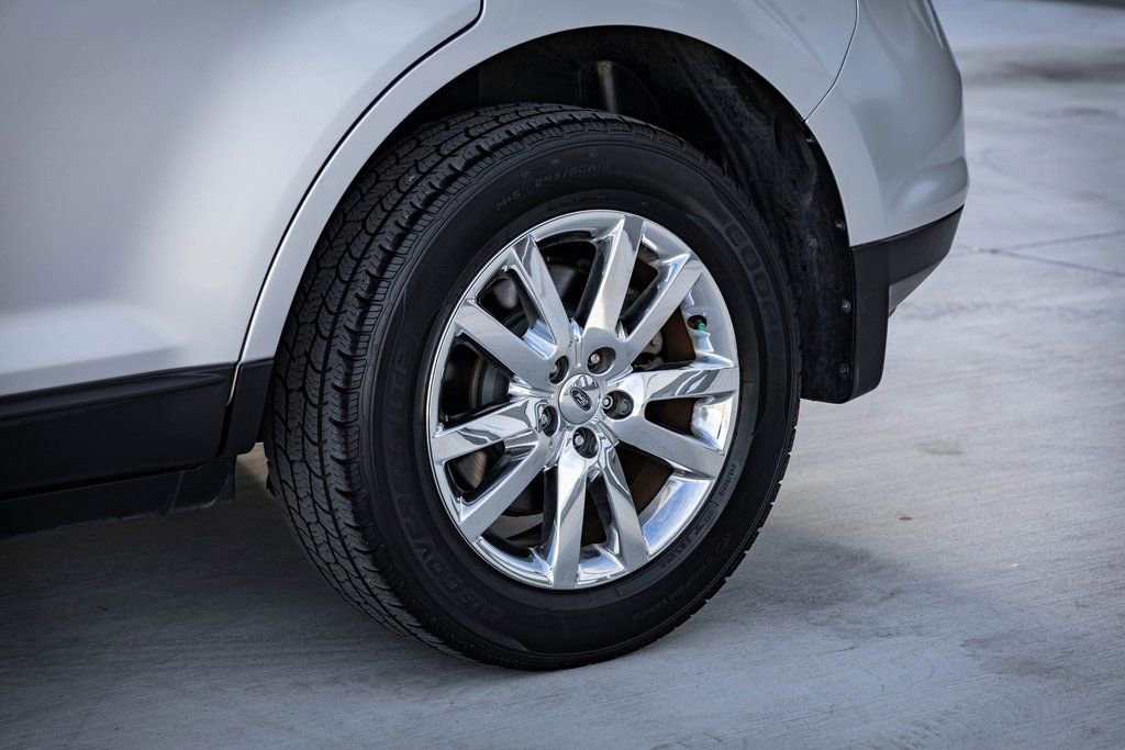 Used 2011 Ford Edge SEL w/ 202A Rapid Spec Order Code image 6