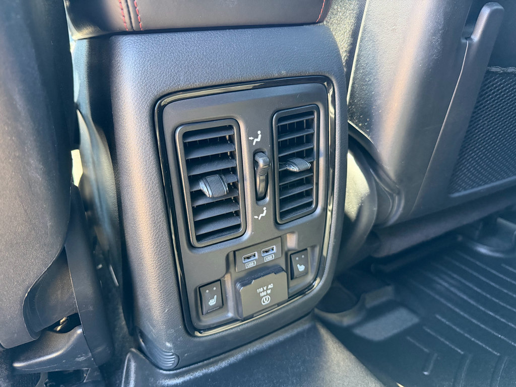Used 2022 Dodge Durango R/T AWD/4WD image 15