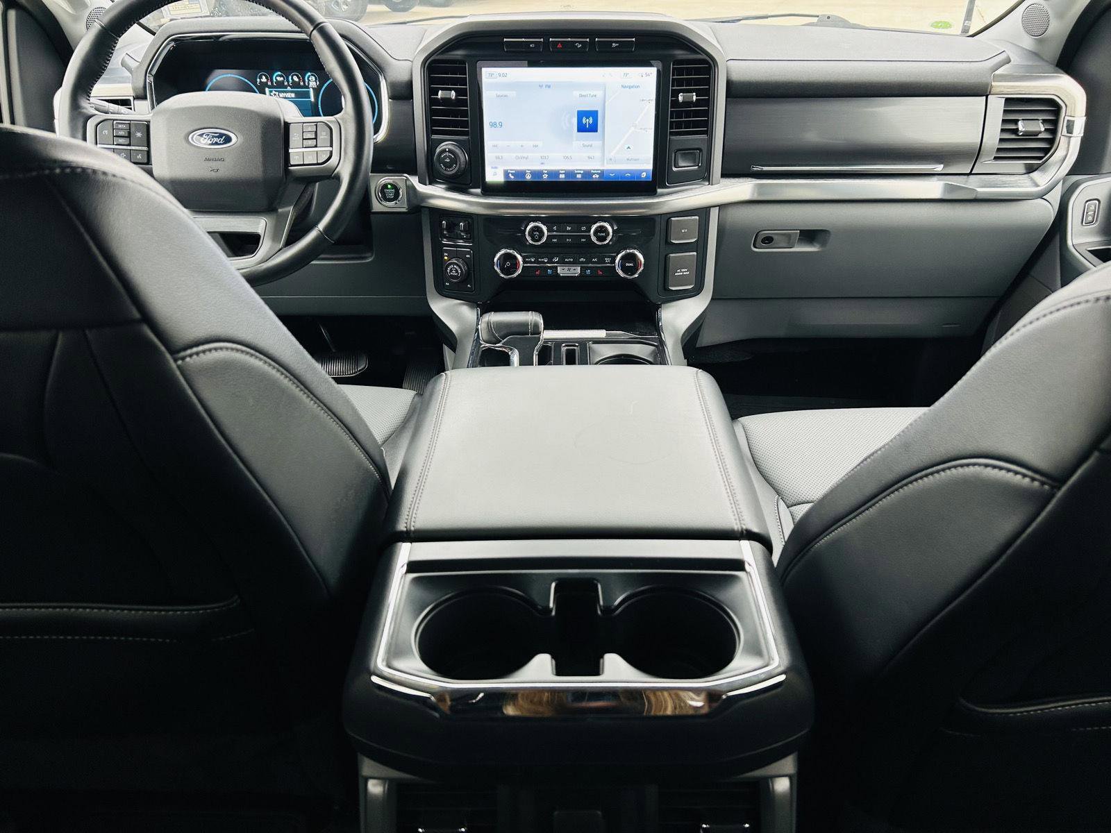 Used 2022 Ford F150 Lariat image 29