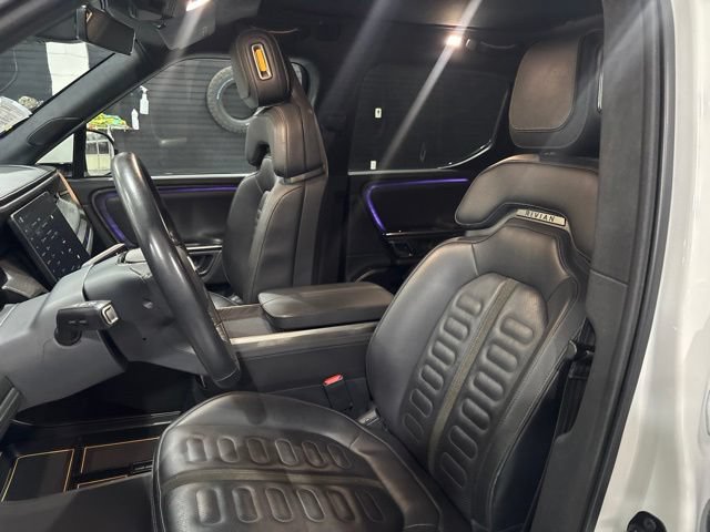 Used 2023 Rivian R1T Adventure AWD/4WD image 13
