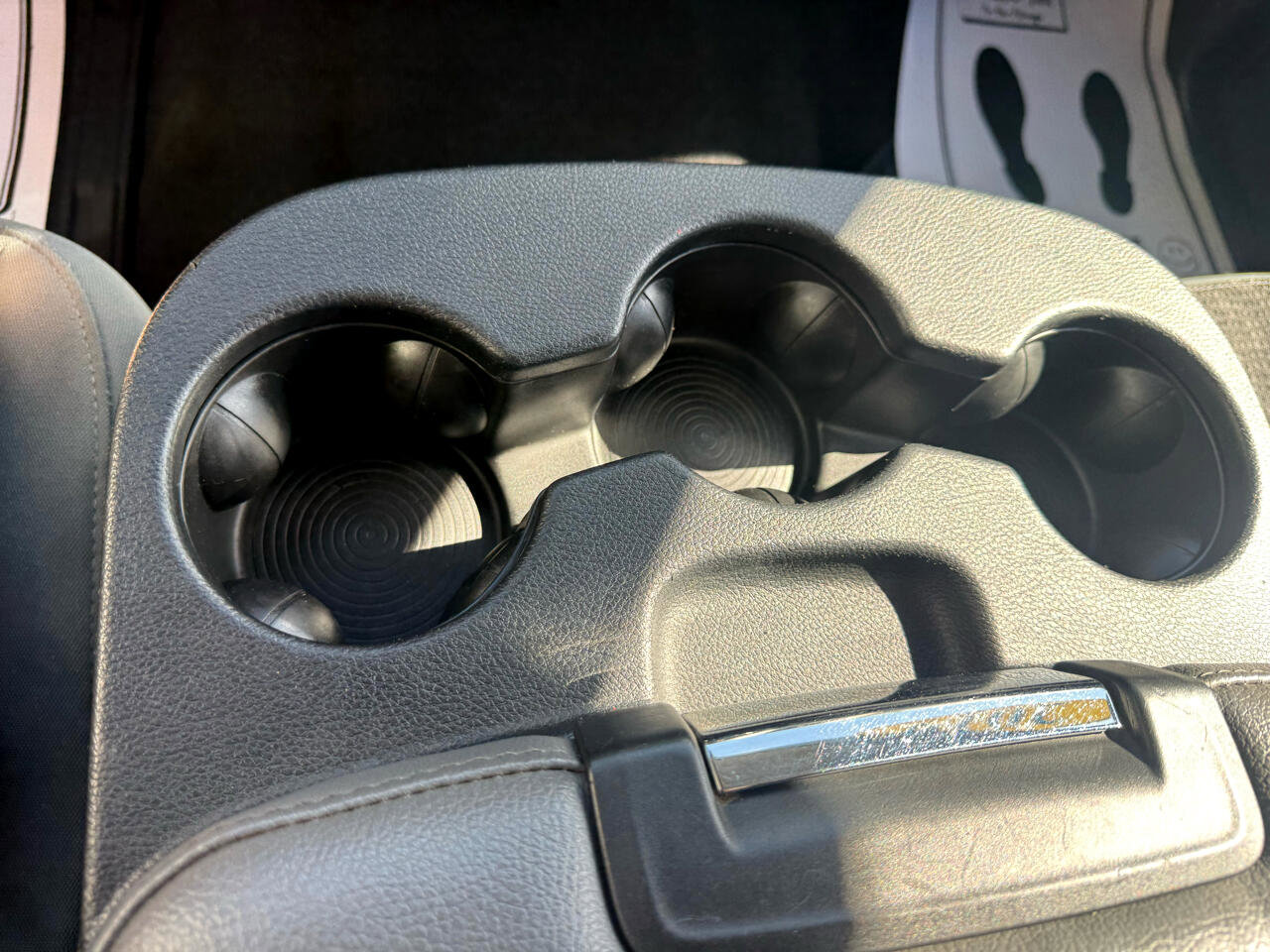 Used 2019 RAM 1500 Classic SLT image 23